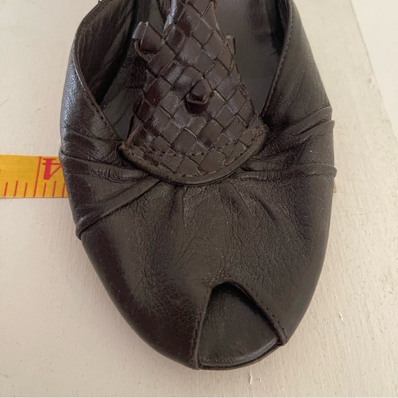 Rare Vintage FENDI Spy Sandals Beautiful Peep Toe with T Strap - Picture 11 of 16